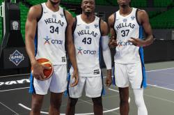 包含字母哥赛事官方发布赛况扑朔迷离新规，利物浦争议不断！的词条